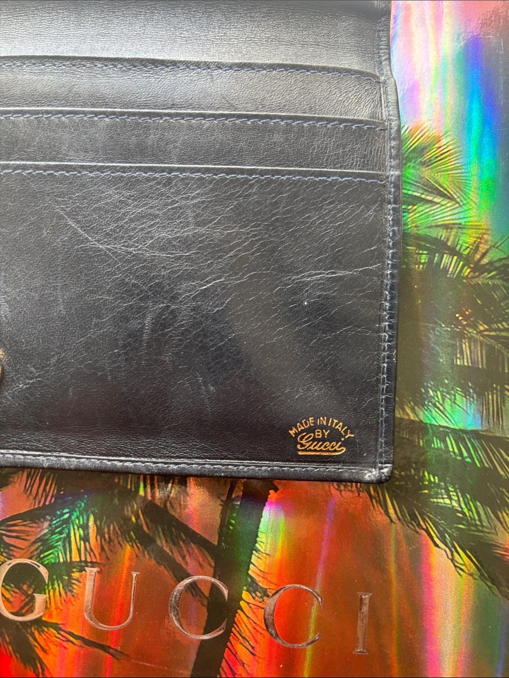 Pre loved Gucci Kisslock bi fold Monogram Wallet - Picture 3 of 7